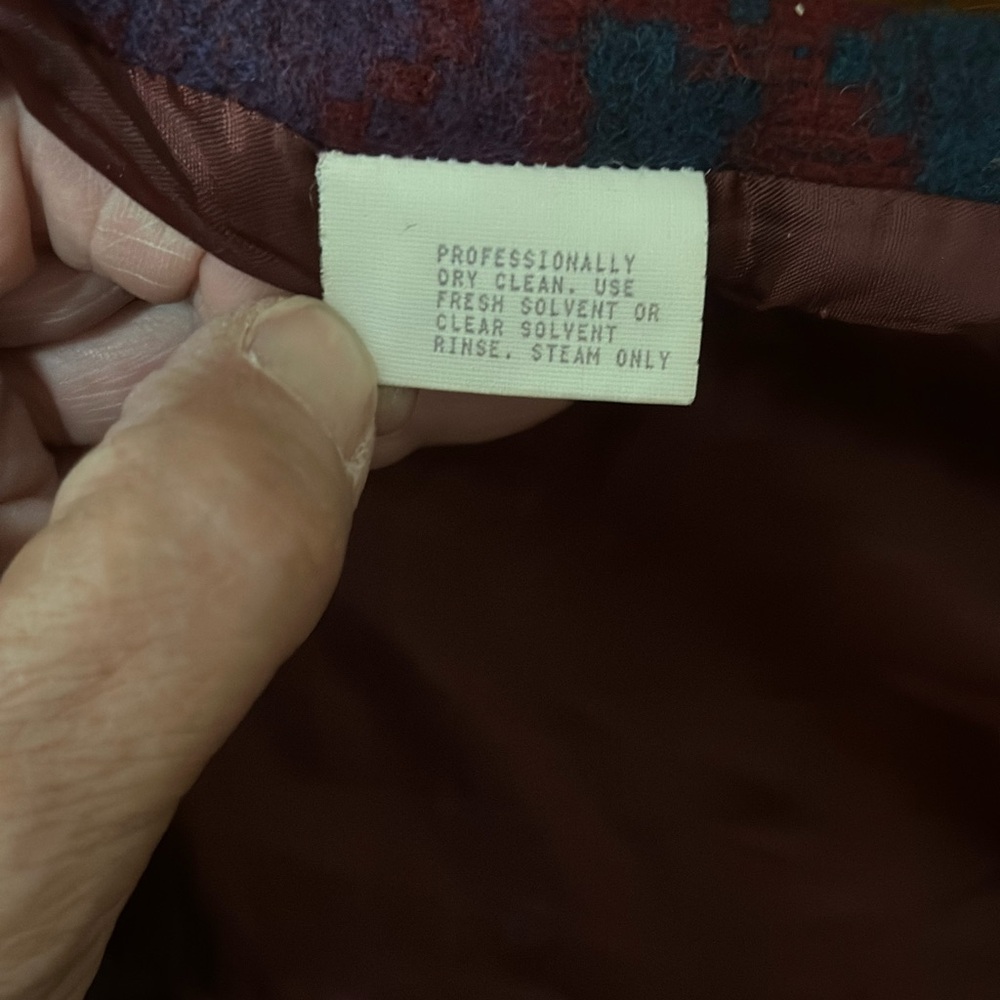 Eddie Bauer Deep Red and Blue Tribal Patterned Pea Coat Wool Blend
Wm Sz Large - Picture 6 of 12